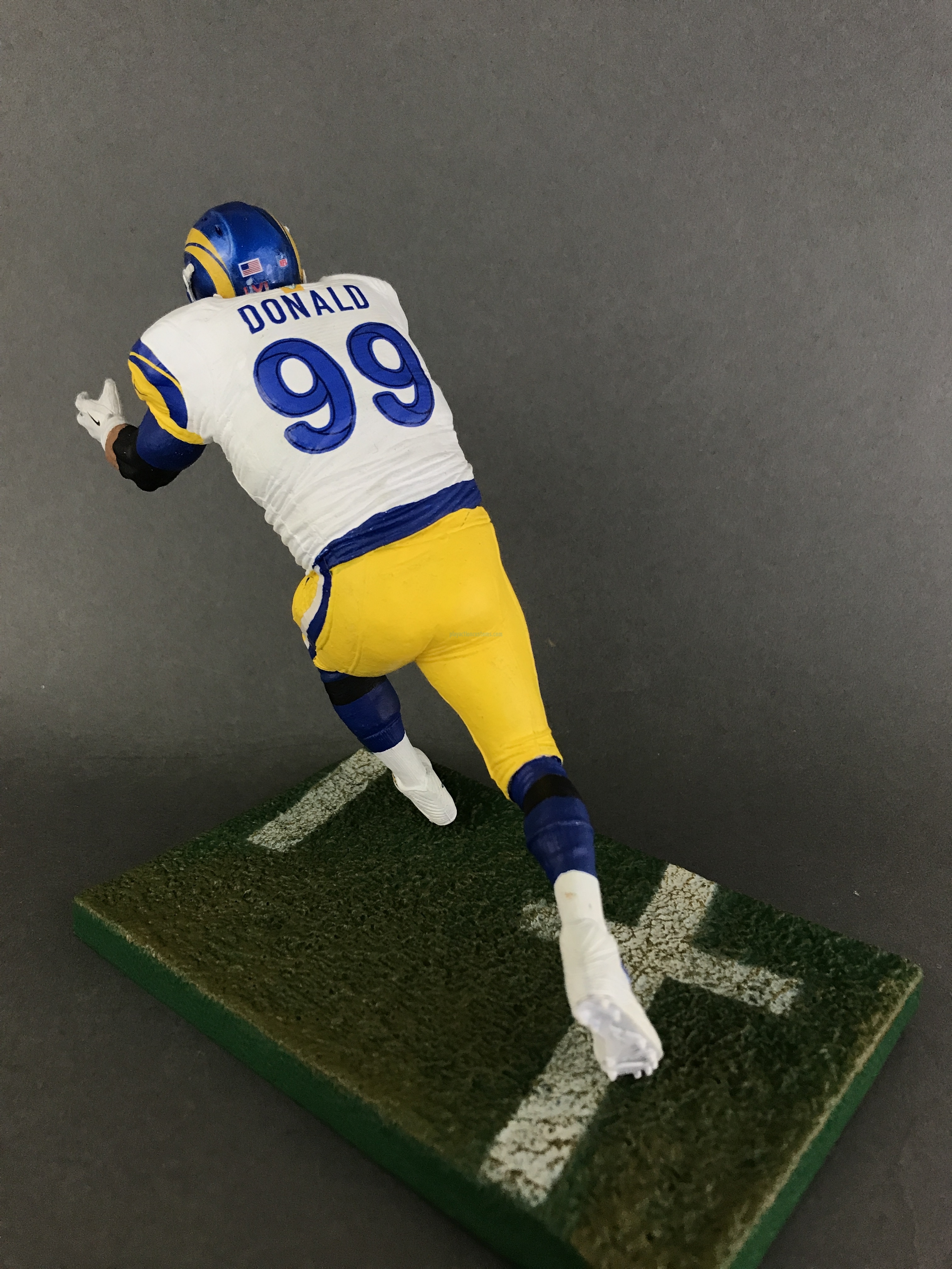Los Angeles Rams: Aaron Donald 1 Super Bowl 56 – Play Action Customs