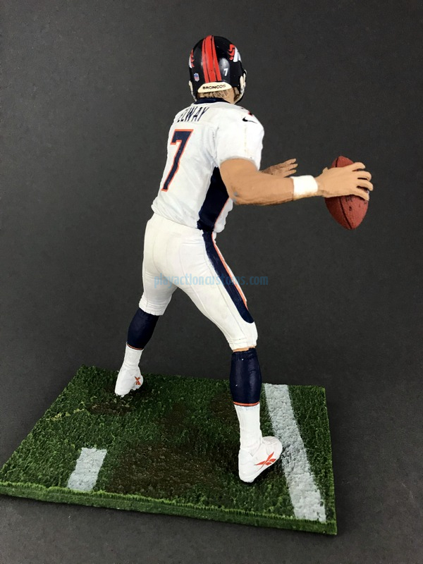 John Elway 7, Denver Broncos, 1994 Throwback – Play Action Customs