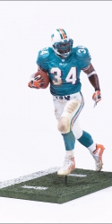 nfl10_rwilliams2_photo_01_dp